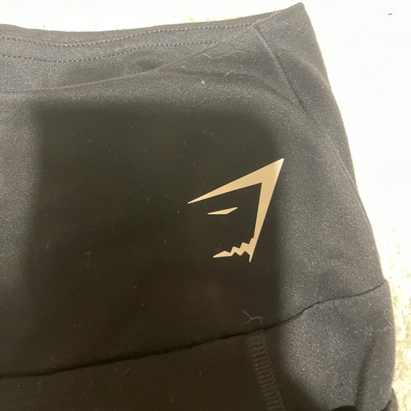 Black gymshark leggings - Picture 2 of 6